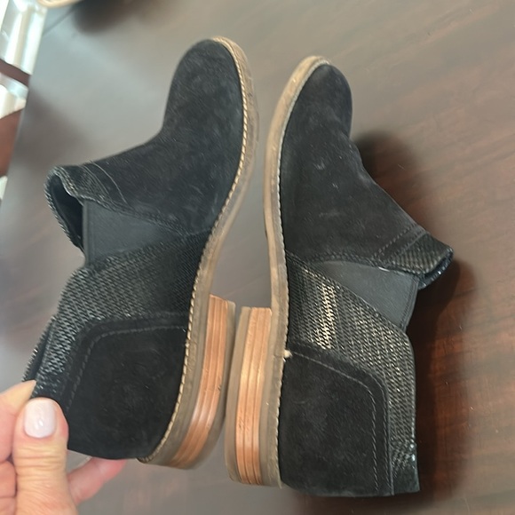 Clarks Camzin Mix Ankle Boots Black Suede Metallic Chelsea Comfort Women's Sz 10 - Picture 10 of 14